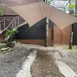 L'eden - Maison D'architecte Dans Les Arbres & Piscine * カストル